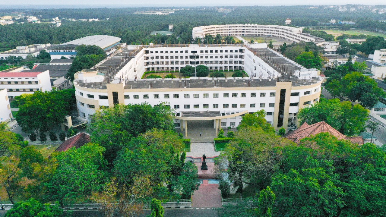 Dr. Mahalingam College of Engineering and Technology Campus
