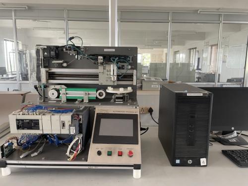 Pick-and-Place-Mechanism-1024x768